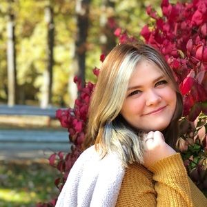 Meet your Posher, Charity